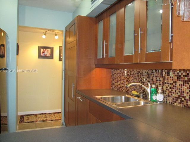 250 180th Dr 308, Sunny Isles Beach, FL 33160