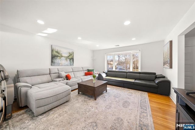 776 Walnut Street, New Milford, NJ 07646