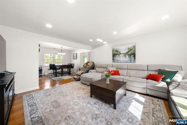 776 Walnut Street, New Milford, NJ 07646