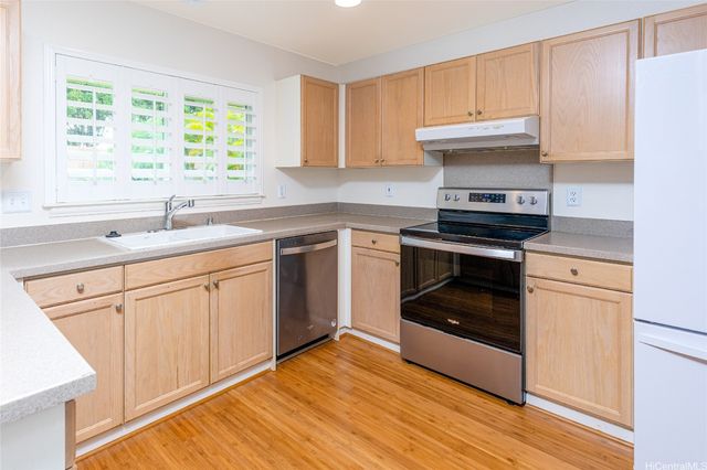 95-220 Naaualii Place, Mililani, HI 96789