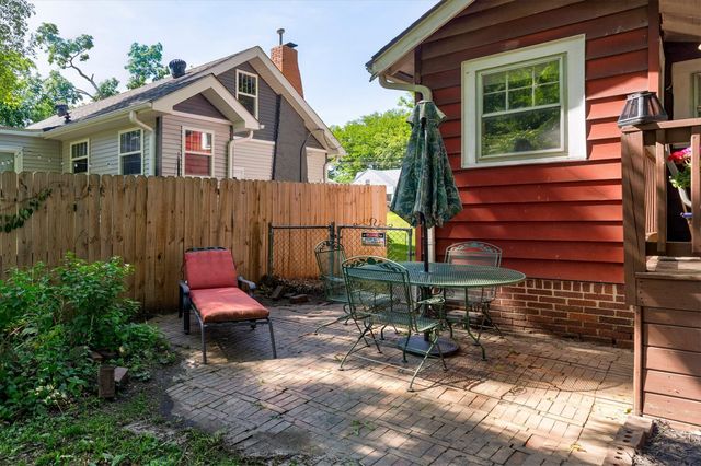5626 University Avenue, Des Moines, IA 50311