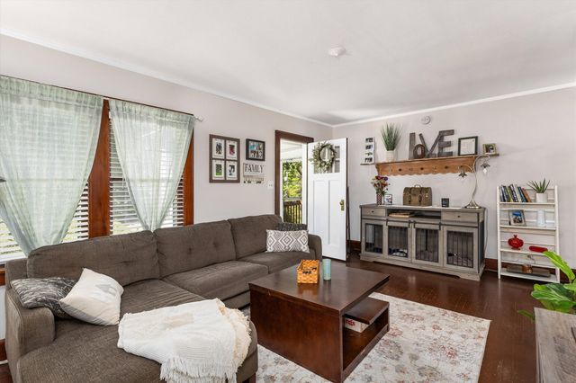 5626 University Avenue, Des Moines, IA 50311