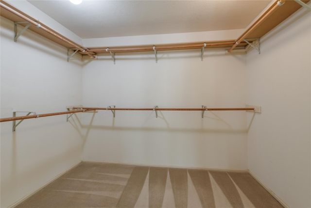 4948 Travis Oaks DR, Marble Falls, TX 78654