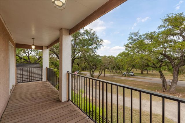 4948 Travis Oaks DR, Marble Falls, TX 78654