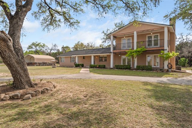 4948 Travis Oaks DR, Marble Falls, TX 78654