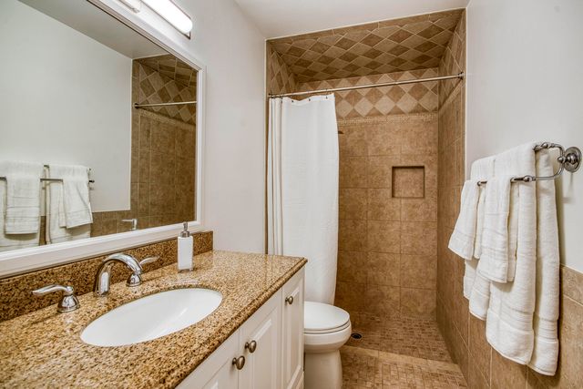 108 Wandering Trail, Jupiter, FL 33458