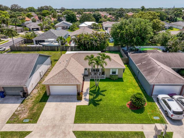 108 Wandering Trail, Jupiter, FL 33458