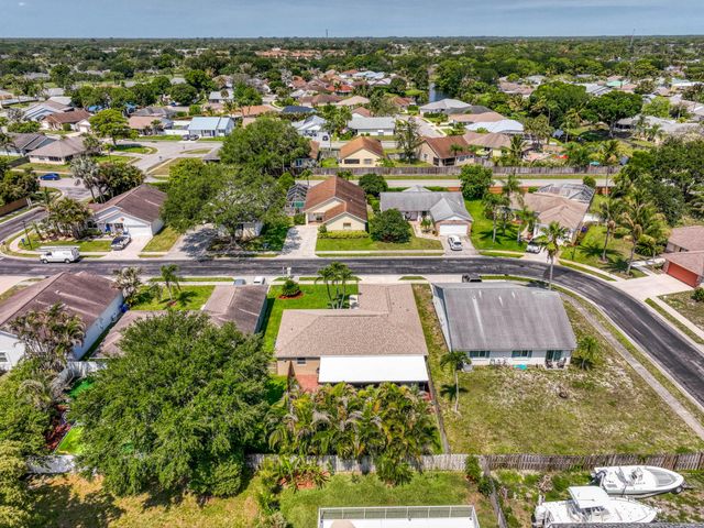 108 Wandering Trail, Jupiter, FL 33458