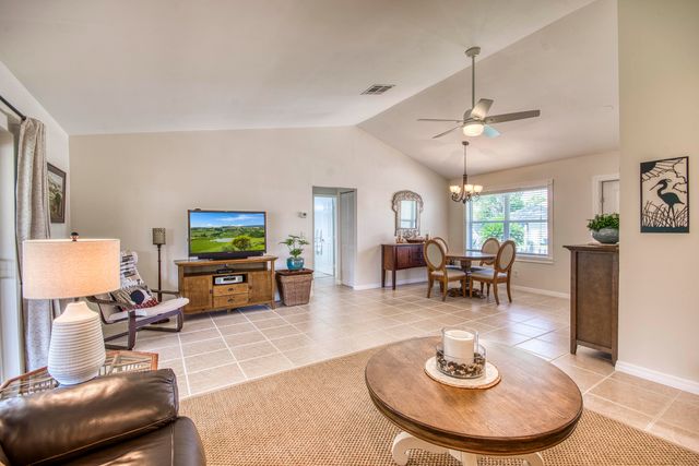 108 Wandering Trail, Jupiter, FL 33458