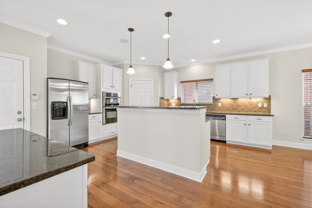 217 Verde Meadow Dr, Franklin, TN 37067