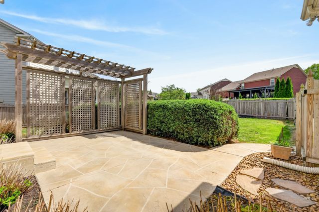 217 Verde Meadow Dr, Franklin, TN 37067