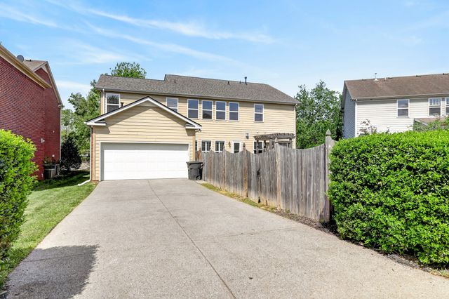 217 Verde Meadow Dr, Franklin, TN 37067