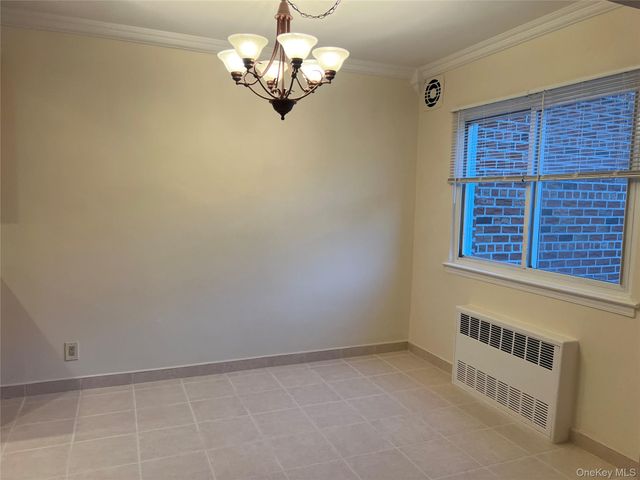 21-04 Hoyt Avenue S 2nd Floor, Astoria, NY 11102