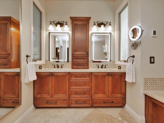 9736 Snowberry Way, Orangevale, CA 95662