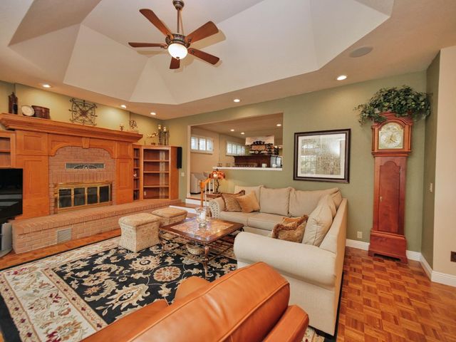 9736 Snowberry Way, Orangevale, CA 95662