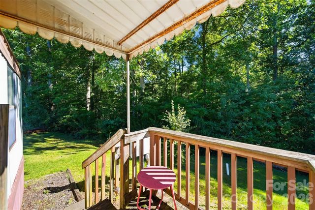 300 Excelsior Drive, Connelly Springs, NC 28612