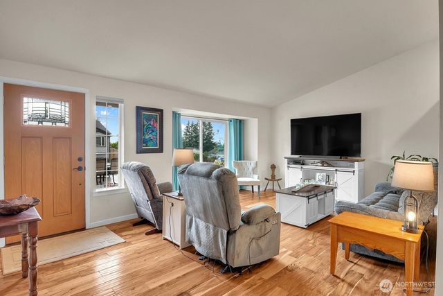 7425 3rd Drive W, Everett, WA 98203