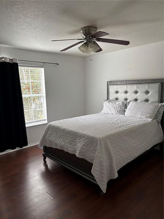 Image 22 of property listing at 30837 TEMPLE STAND AVENUE, Wesley Chapel, FL 33543