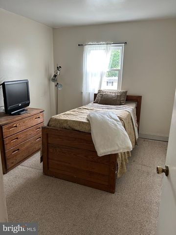 1078 FOX RUN, Reading, PA 19606