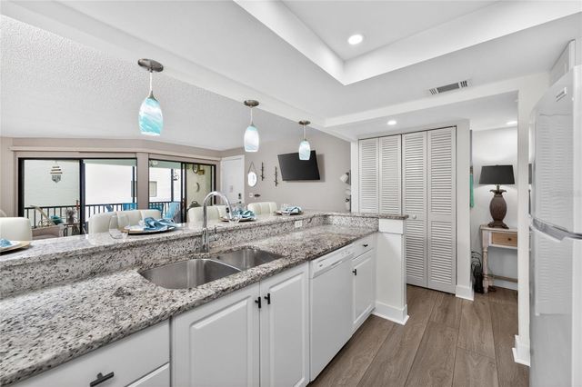 2810 N BEACH ROAD 108, Englewood, FL 34223