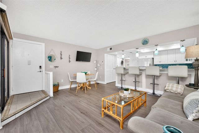 2810 N BEACH ROAD 108, Englewood, FL 34223