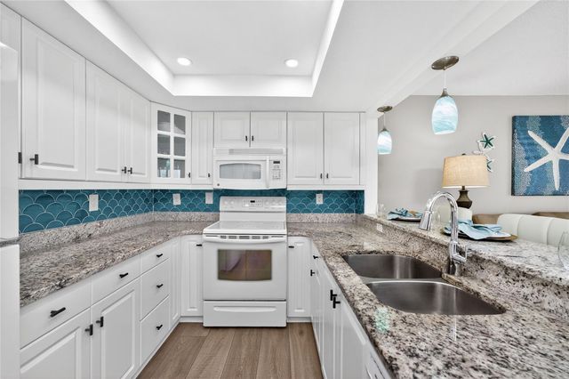 2810 N BEACH ROAD 108, Englewood, FL 34223