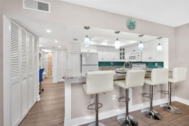 2810 N BEACH ROAD 108, Englewood, FL 34223