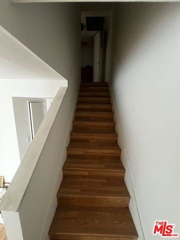 1044 20th Street 11, Santa Monica, CA 90403