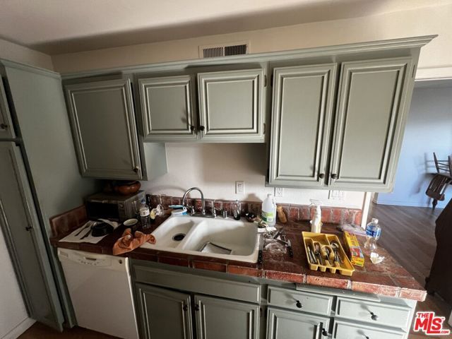 1044 20th Street 11, Santa Monica, CA 90403