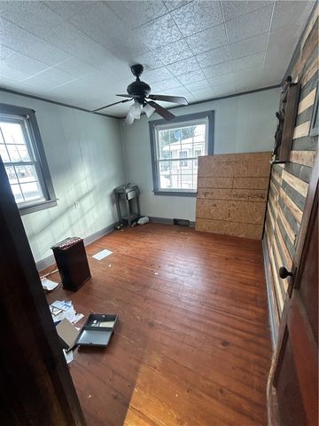 3079 Mcclelland Ave, Union Twp, PA 16101