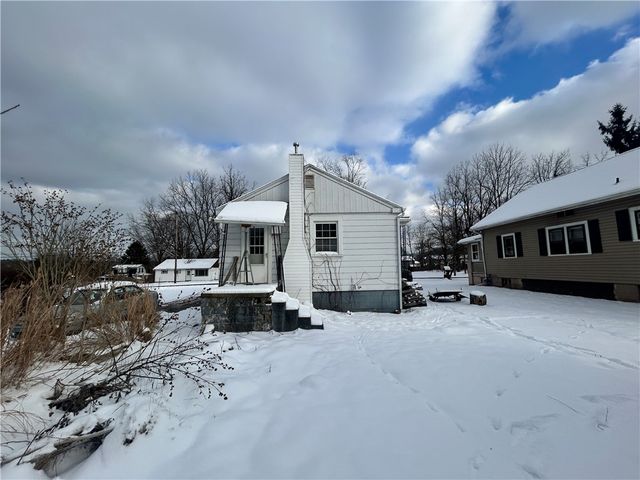 3079 Mcclelland Ave, Union Twp, PA 16101