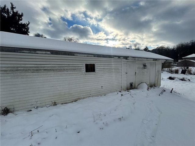 3079 Mcclelland Ave, Union Twp, PA 16101