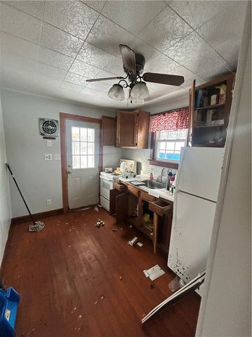 3079 Mcclelland Ave, Union Twp, PA 16101