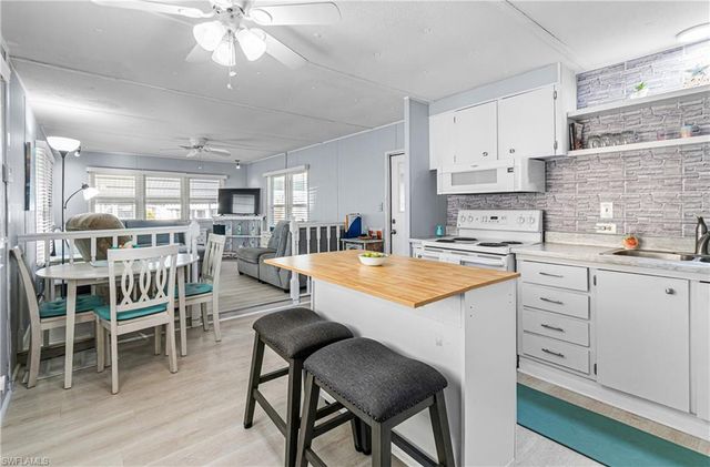 5558 Palm Beach BLVD 45, Fort Myers, FL 33905