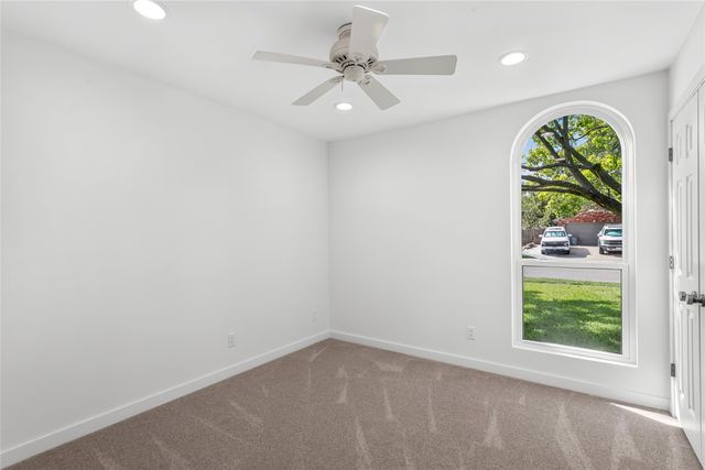 332 College Street S, Keller, TX 76248