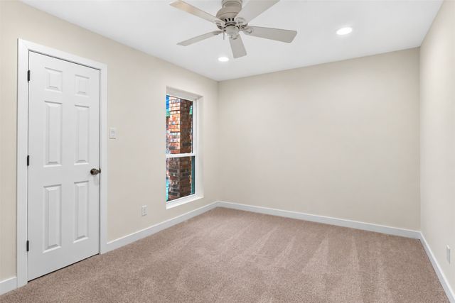 332 College Street S, Keller, TX 76248