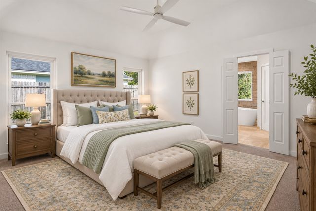 332 College Street S, Keller, TX 76248