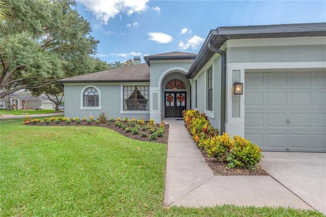 2219 LONGMORE CIRCLE, Valrico, FL 33596