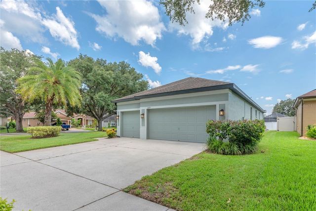 2219 LONGMORE CIRCLE, Valrico, FL 33596