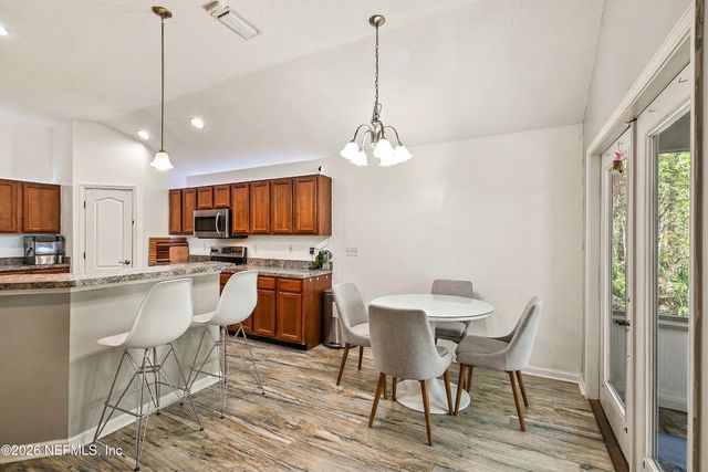 494 APPLE CREEK DRIVE Drive, Jacksonville, FL 32218