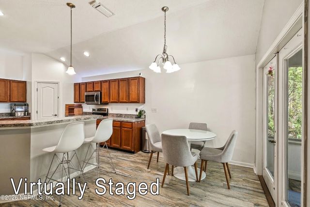 494 APPLE CREEK DRIVE Drive, Jacksonville, FL 32218