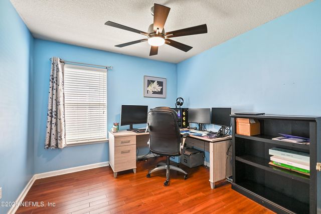 494 APPLE CREEK DRIVE Drive, Jacksonville, FL 32218