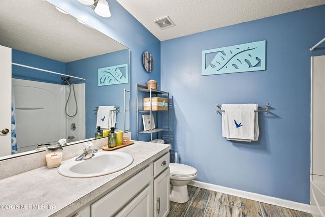 494 APPLE CREEK DRIVE Drive, Jacksonville, FL 32218