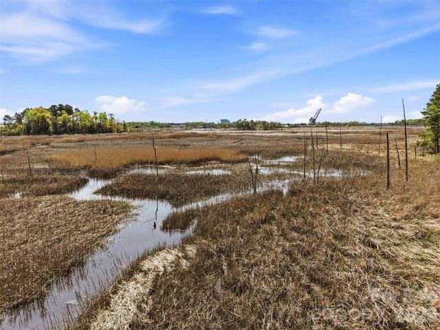 1624 Heron View Drive, Wilmington, NC 28401