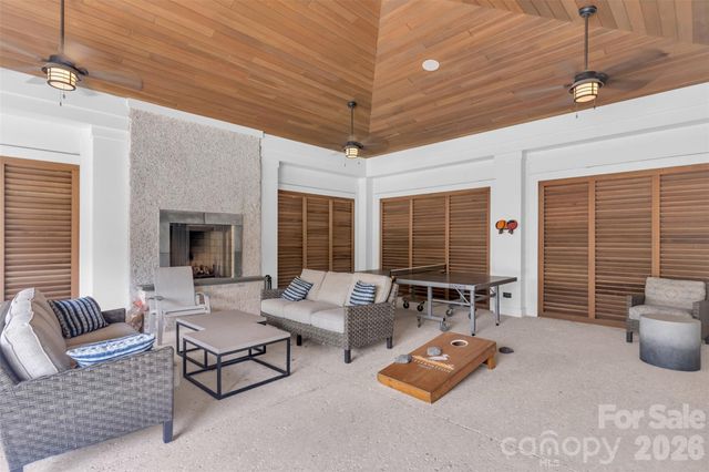 1624 Heron View Drive, Wilmington, NC 28401