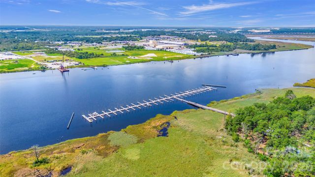 1624 Heron View Drive, Wilmington, NC 28401