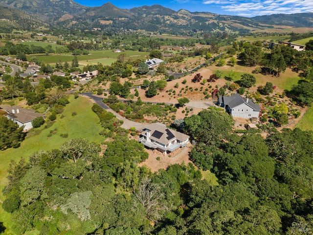 445 Crestridge Pl, Santa Rosa, CA 95409