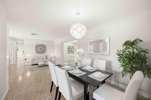 5726 WANETA PLACE, Sarasota, FL 34231