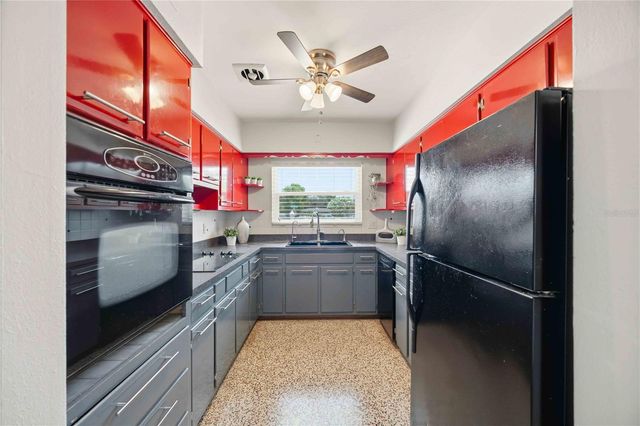 5726 WANETA PLACE, Sarasota, FL 34231