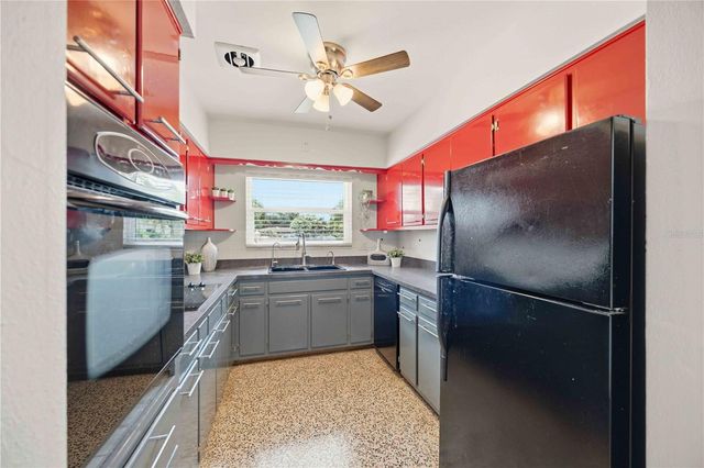 5726 WANETA PLACE, Sarasota, FL 34231